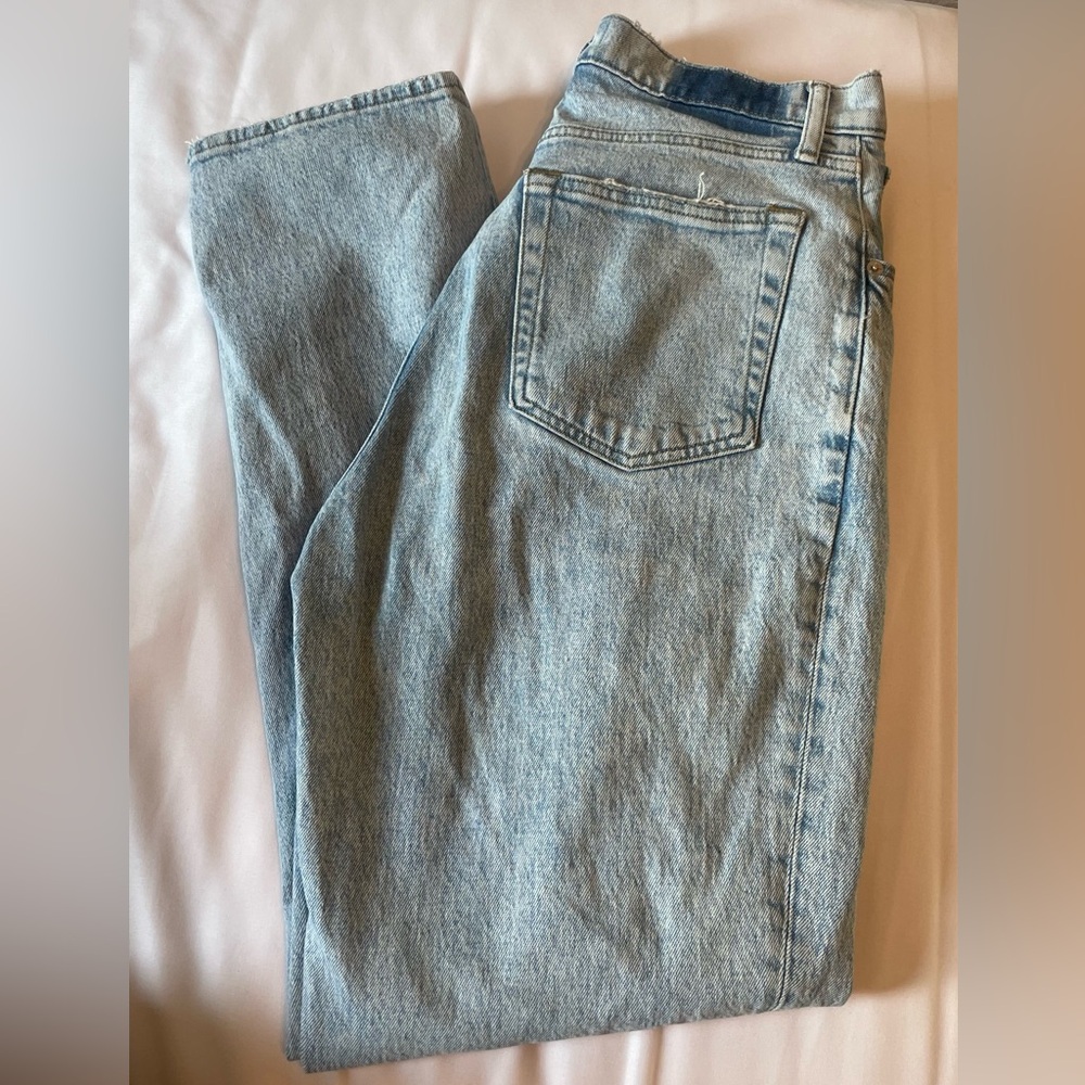 Abercrombie Curve Love 90s Straight Ultra High Rise Jeans
